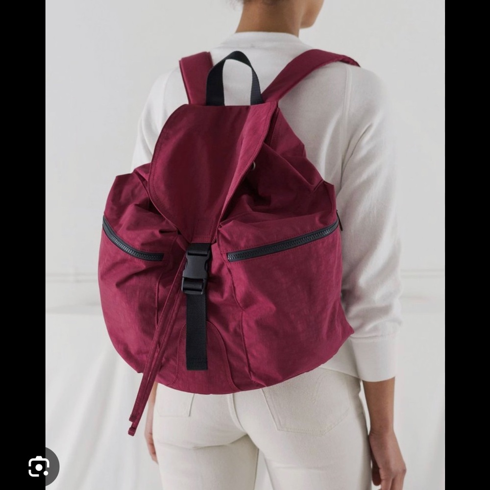 Baggu LARGE Sport Backpack Cranberry